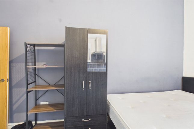 Room 1, 74, Borough Road, Middlesbrough photo 3