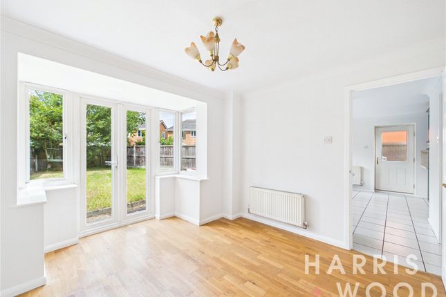 40, Asquith Drive, Colchester photo 3