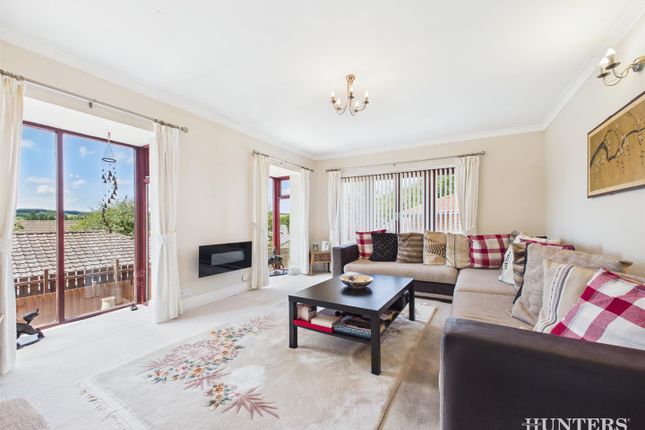 38, Broadwood View, Consett photo 4