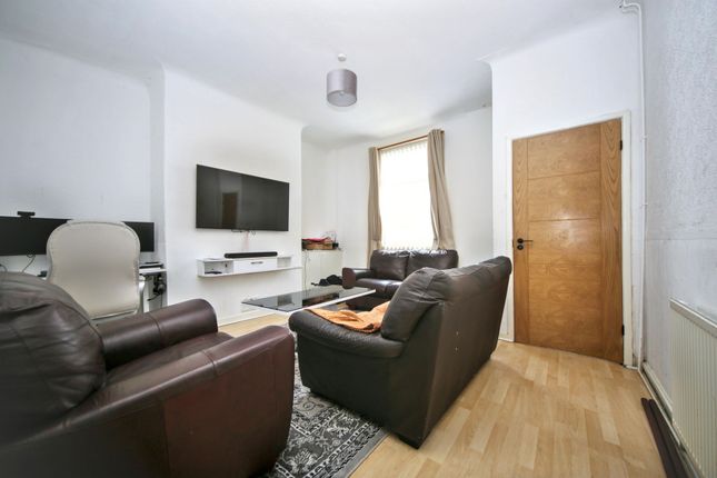 6 Vine Street, Wigan photo 2
