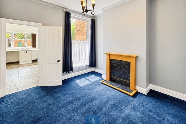 51, Farman Road, Coventry photo 4