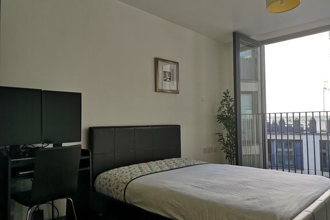 Flat for sale in The Hub, Piccadilly Place, Manchester