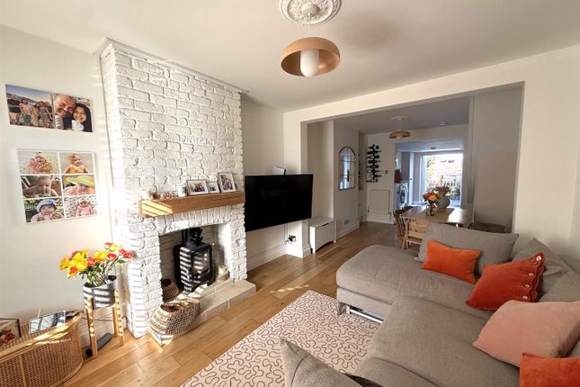 21, Southbank, Thames Ditton photo 5