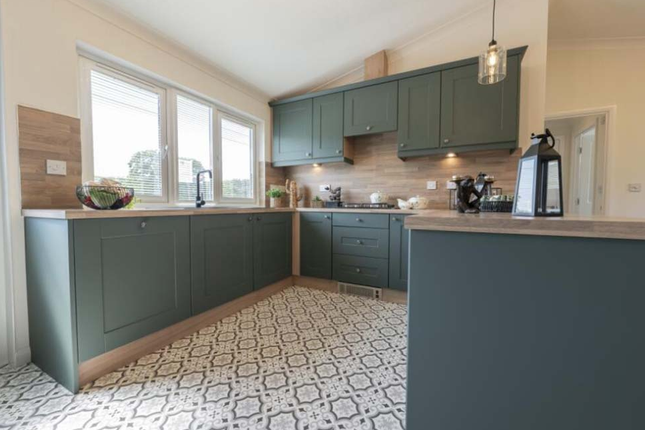 41, The Grange Residential Park, Moorbarns Ln, Lutterworth photo 3