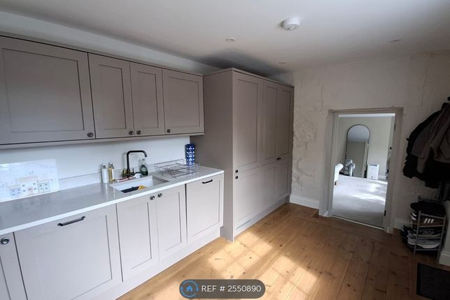 Ground Floor Flat  Belgrave Lodge, Camden Road, Bath photo 2
