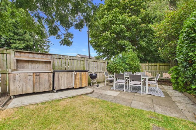 6 Westfield Crescent, Gateshead photo 4