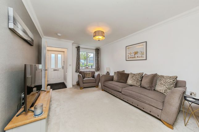 5, Hamman Drive, Cheshire photo 3