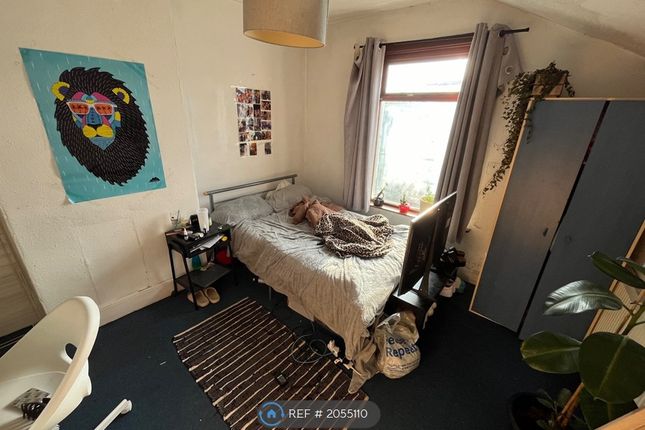 Terraced house to rent in Toronto Road, Bristol