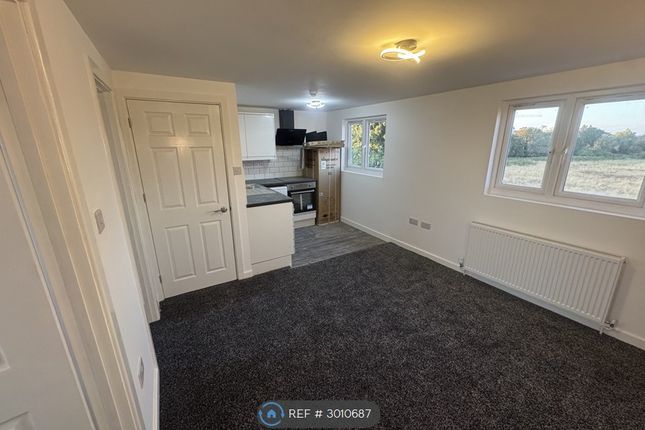 Crossways Road, Mitcham photo 3