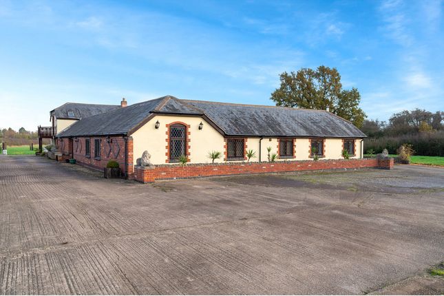 Thumbnail Barn conversion for sale in Marston Road, Croft