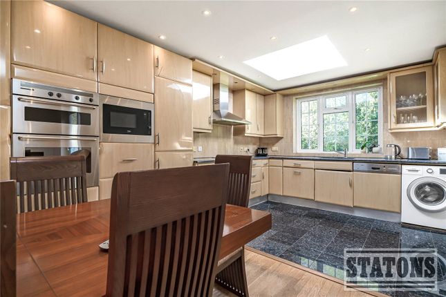 32, Kingwell Road, Hadley Wood photo 4