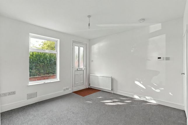 2, Rosebery Road, Norwich photo 3