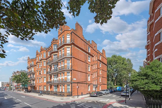 Flat for sale in Barkston Gardens, Earl's Court
