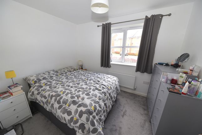 Flat for sale in Cowdray Court, Tanners Way, Birmingham