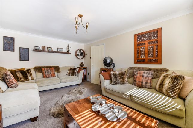 12, Reculver Way, Andover photo 3