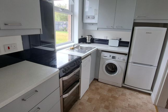 Stenhouse Drive, Edinburgh, EH11, Edinburgh photo 3