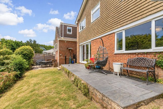 14 Harrow Close, Newport photo 4