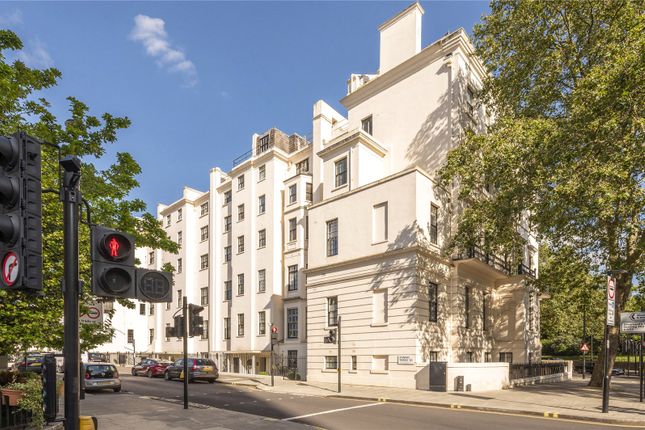 Flat for sale in Stanhope Terrace, Hyde Park