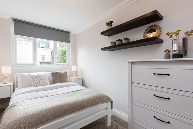 Terraced house to rent in Netherwood Street, London