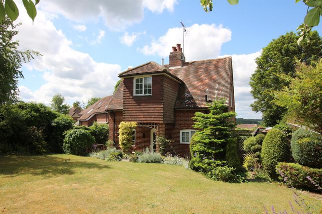 2-bed house on Wayside, Worple Road, South Leatherhead, £550,000