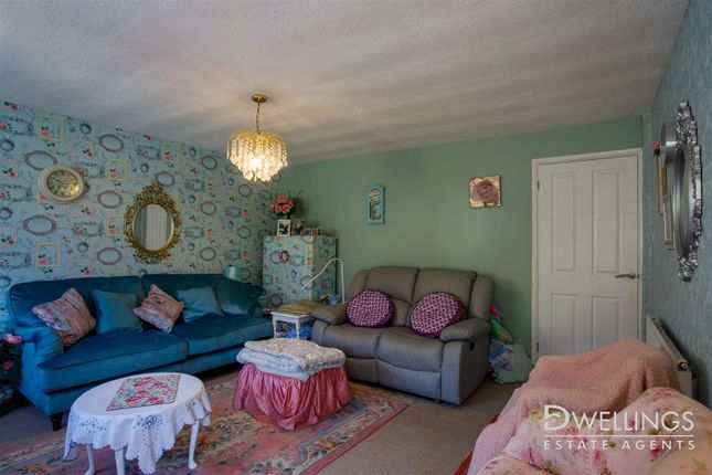 7, Lordswell Road, Burton-On-Trent photo 4