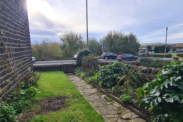 47, Manchester Road, Glossop photo 3
