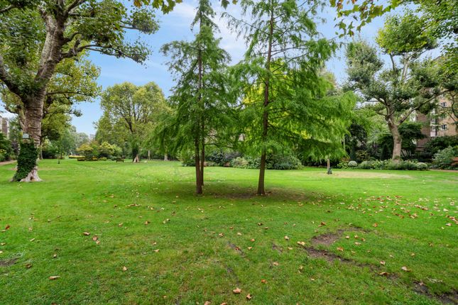 Flat 2, 57, Warrington Crescent, London photo 2