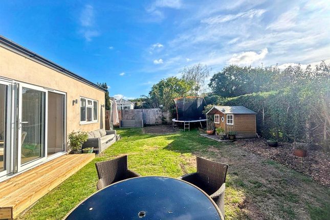 43, Sunstar Lane, Polegate photo 4