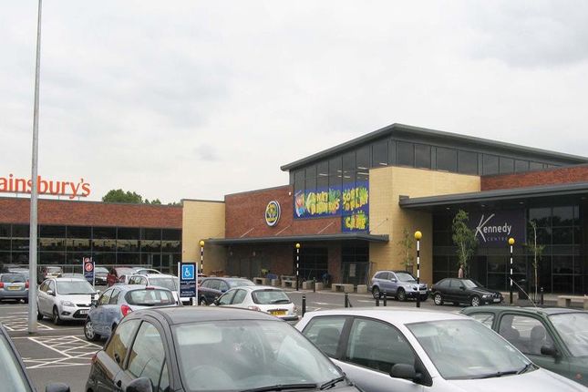 Retail premises to let in Kennedy Centre, 564-568 Falls Road, Belfast, Antrim