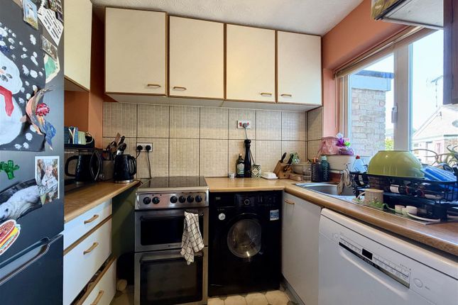 2-bed terraced on 40, Blakemore Close, Hereford, £179,950