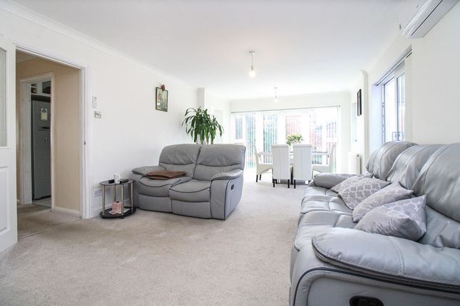 4, The Firs, Bedford photo 2