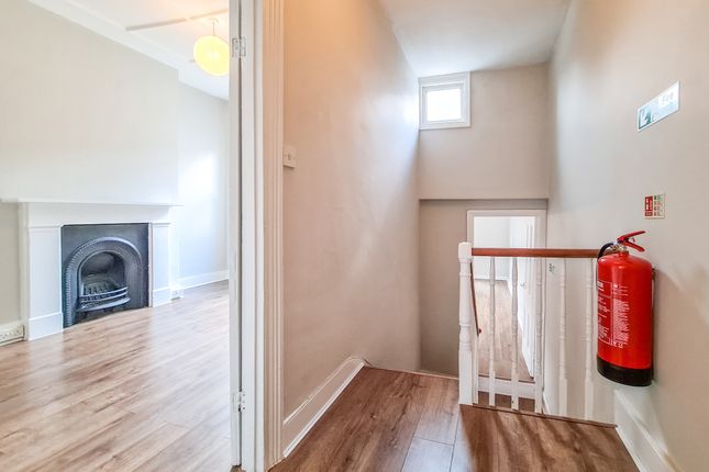 Terraced house to rent in Park Ridings, London