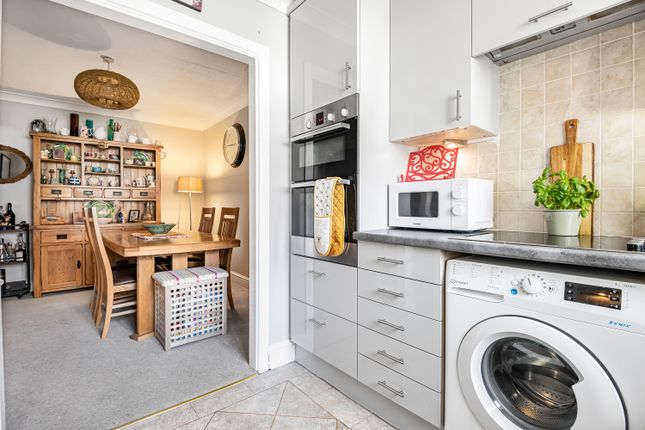 10, Blacksmiths Row, St Albans photo 4