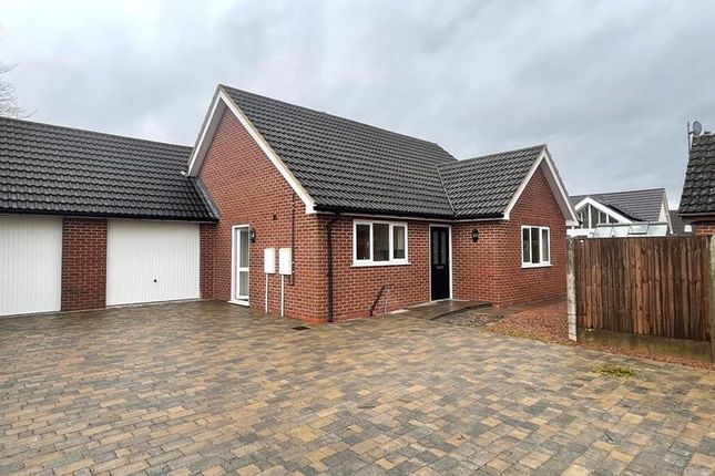 Thumbnail Detached bungalow to rent in Prices Lane, Upton Upon Severn, Worcestershire