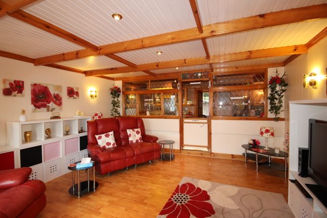 27, Marine Road, Port Bannatyne photo 4