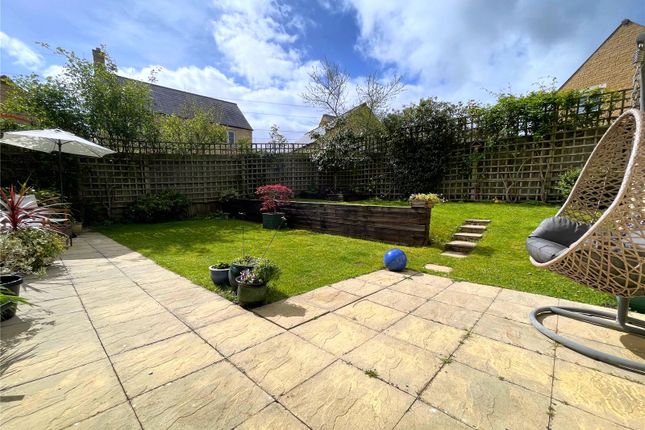 22, Spire View, Cirencester photo 3