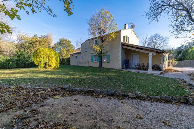 Villa for sale in Uzès, Gard, Languedoc Roussillon, France