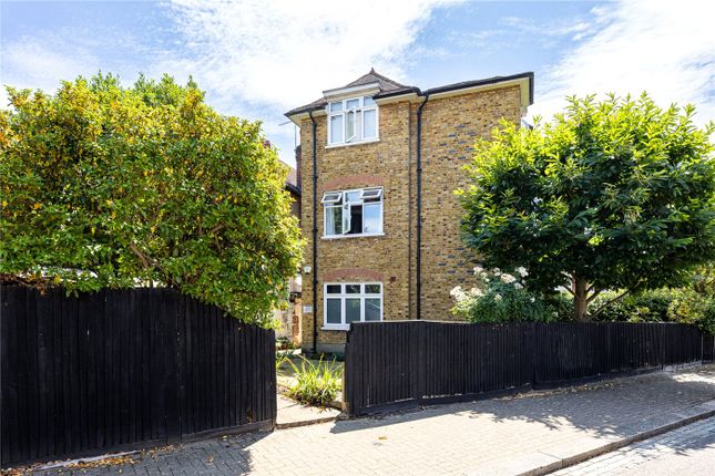11A, Bramcote Road, London photo 4