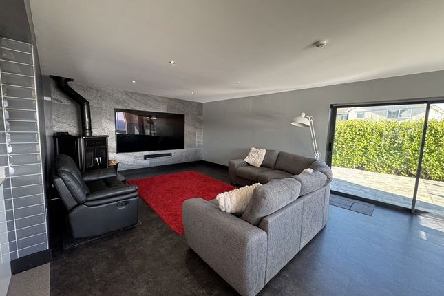 36 King Edward Park, Onchan photo 3