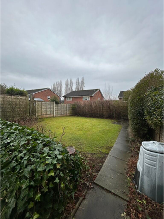 Montacute Road, New Addington, Croydon CR0 photo 4