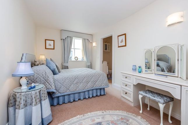 Flat for sale in 8 Moorlands, Mill Street, Chagford