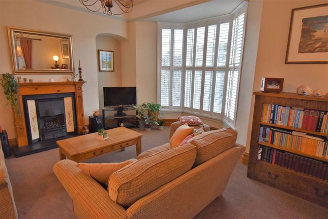 Saltwood House South Parade, Tenby photo 4