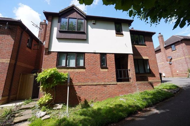 Thumbnail Detached house for sale in Windrush Drive, High Wycombe