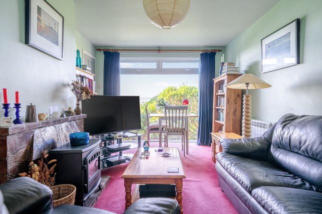 7 Tolponds Road, Porthleven Helston Cornwall, Helston photo 3
