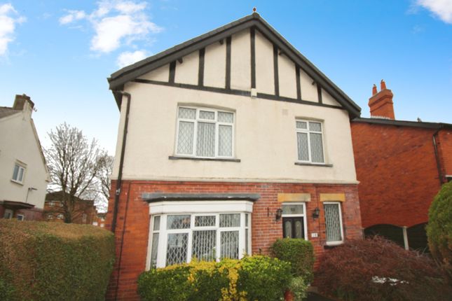 4-bed detached on 10, Bar Lane, Wakefield, £495,000