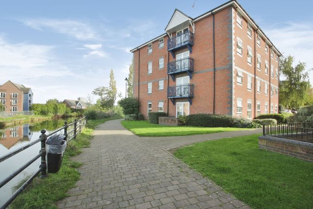 Thumbnail Flat for sale in Drapers Fields, Canal Basin, Coventry