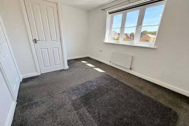 12, Peers Way, Leicester photo 4
