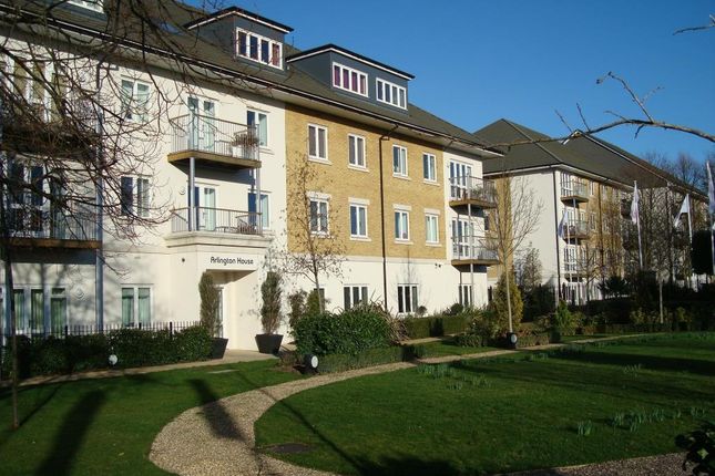 6, Arlington House, West Drayton photo 2