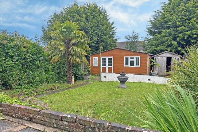 20, Stuart Road, Reigate photo 4