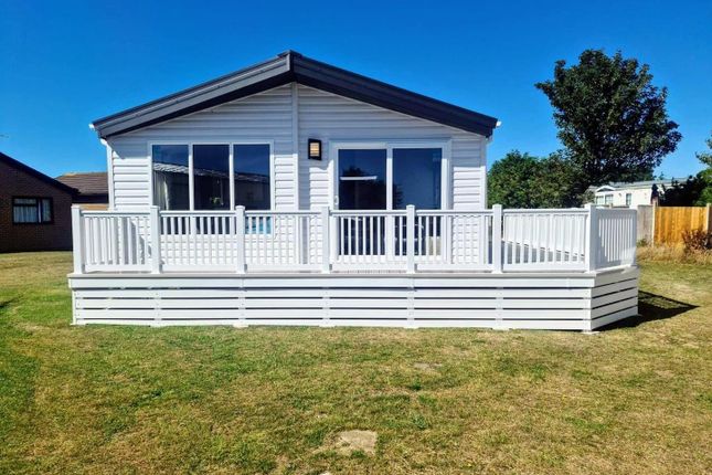 Thumbnail Mobile/park home for sale in Reach Road, St. Margarets-At-Cliffe, Dover